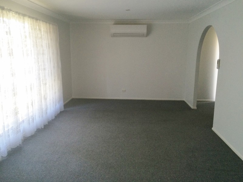 36 Twin Lakes Drive, Lake Haven NSW 2263