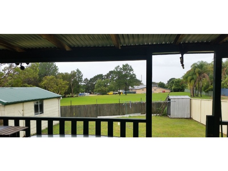 54 Pacific Highway, Doyalson NSW 2262