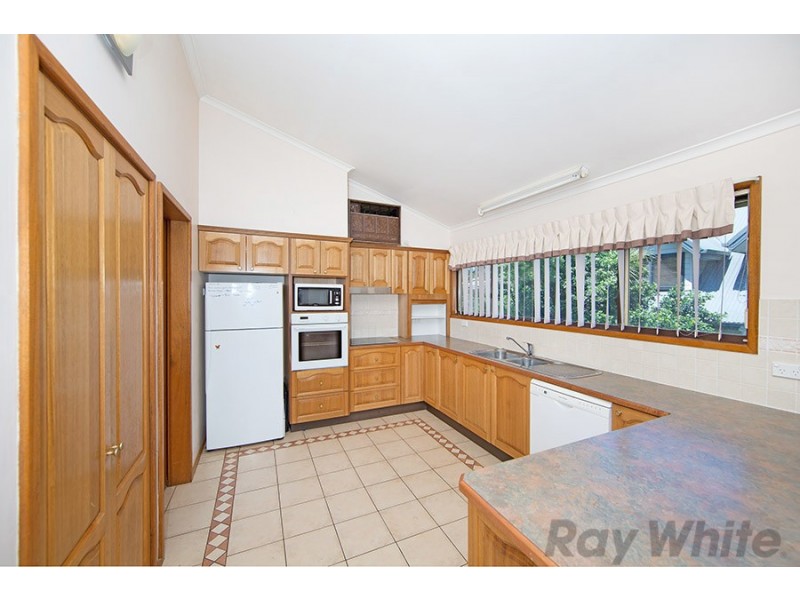 25 Lauren Avenue, Lake Munmorah NSW 2259