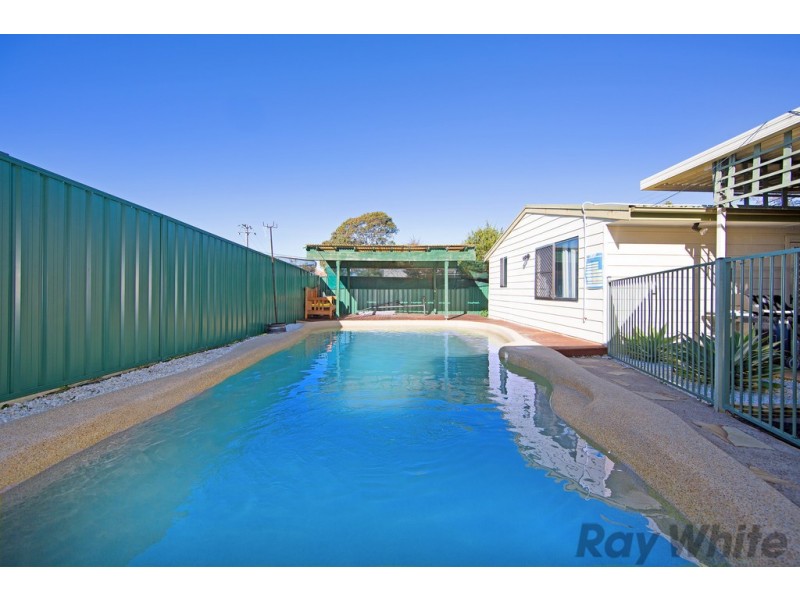 1 Maheno Avenue, Blue Haven NSW 2262