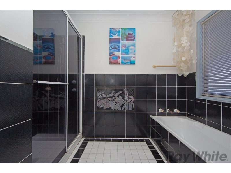 1 Maheno Avenue, Blue Haven NSW 2262