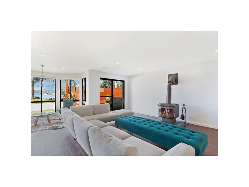 90 Noamunga Crescent, Gwandalan NSW 2259