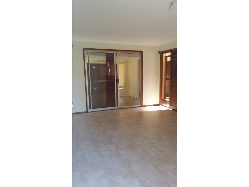 2 Liamena Avenue, San Remo NSW 2262