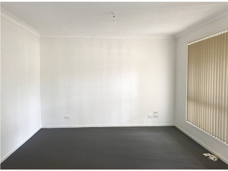 28 Rosella Circuit, Blue Haven NSW 2262