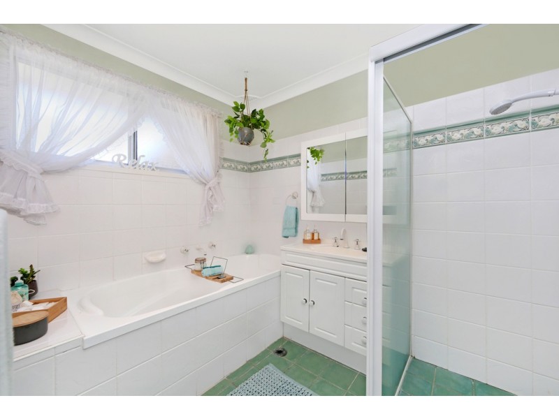 20 Woolana Avenue, Budgewoi NSW 2262