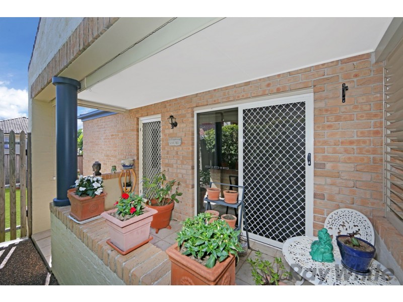 4/8 The Ridge, Wadalba NSW 2259