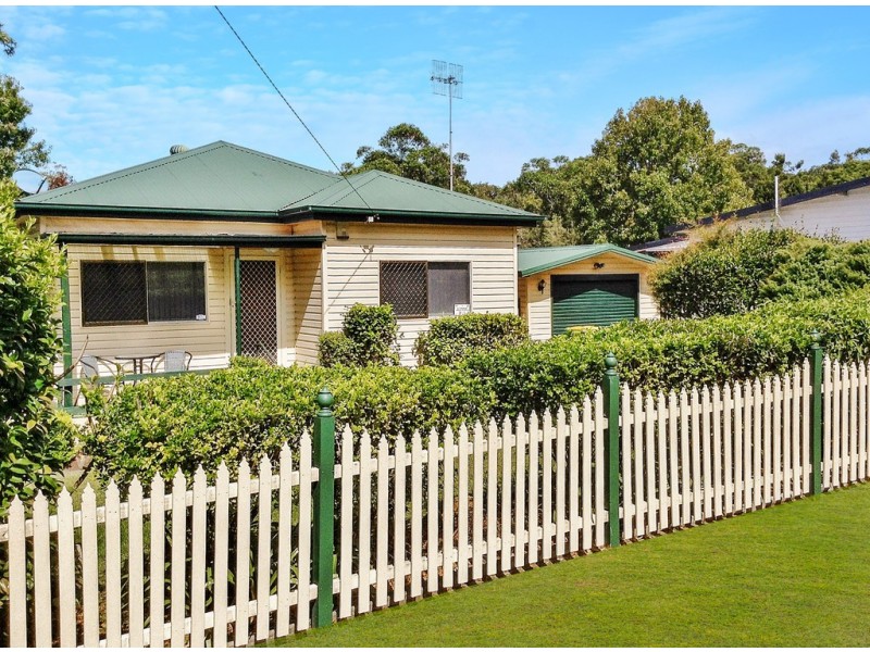 214 Scenic Drive, Budgewoi NSW 2262