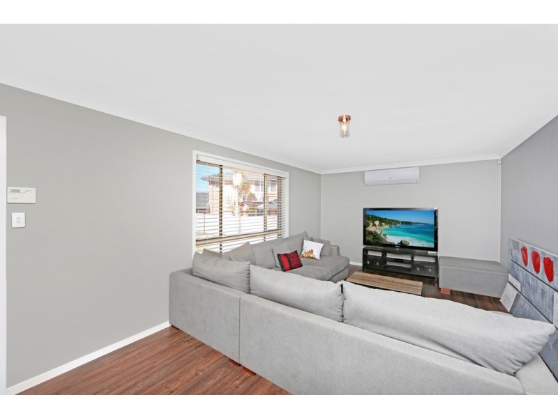 3 Greenleaf Place, Buff Point NSW 2262