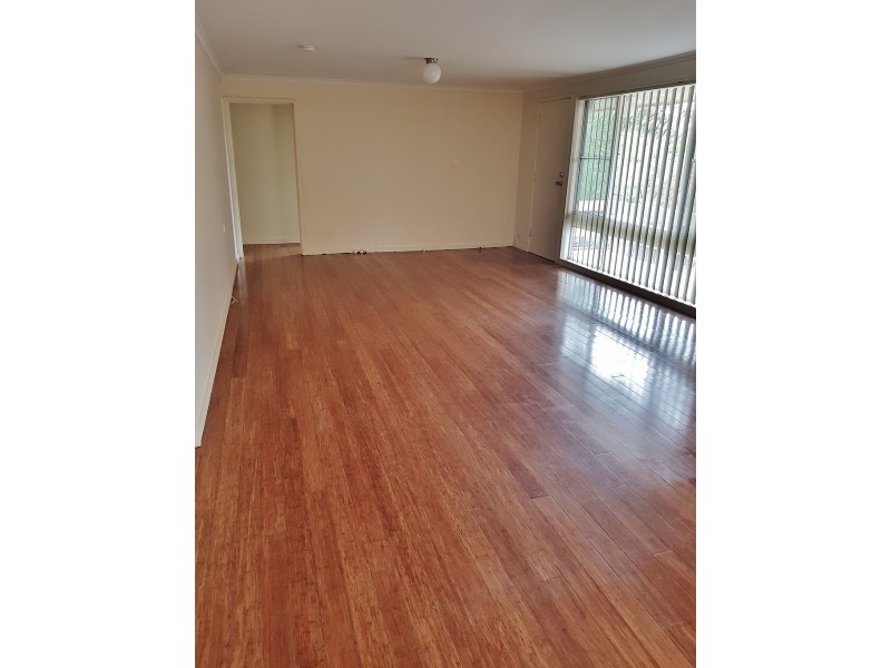 8 Somers Drive, Watanobbi NSW 2259