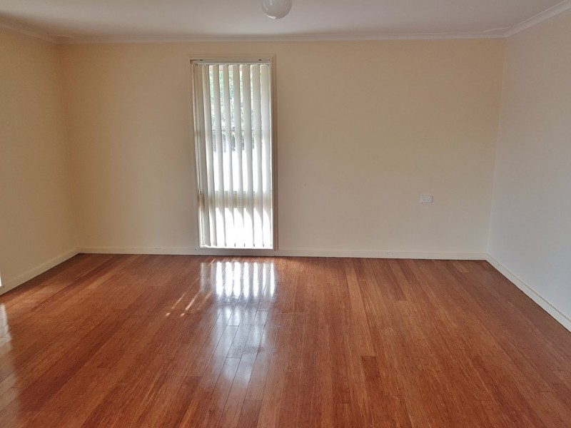 8 Somers Drive, Watanobbi NSW 2259