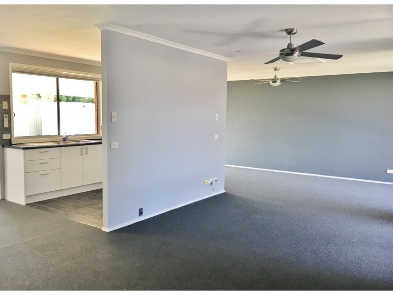 15 Storm Crescent, Blue Haven NSW 2262