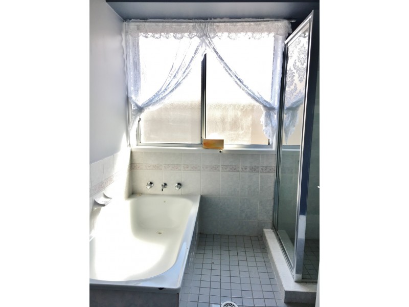 15 Storm Crescent, Blue Haven NSW 2262