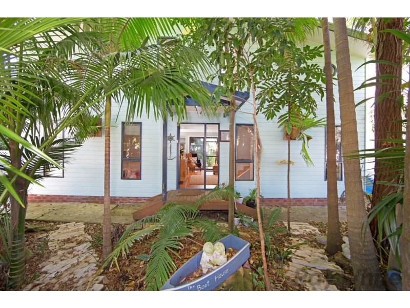 14 Gamban Road, Gwandalan NSW 2259