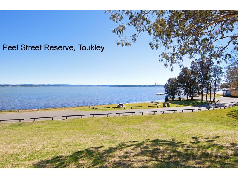 22 Crown Street, Toukley NSW 2263