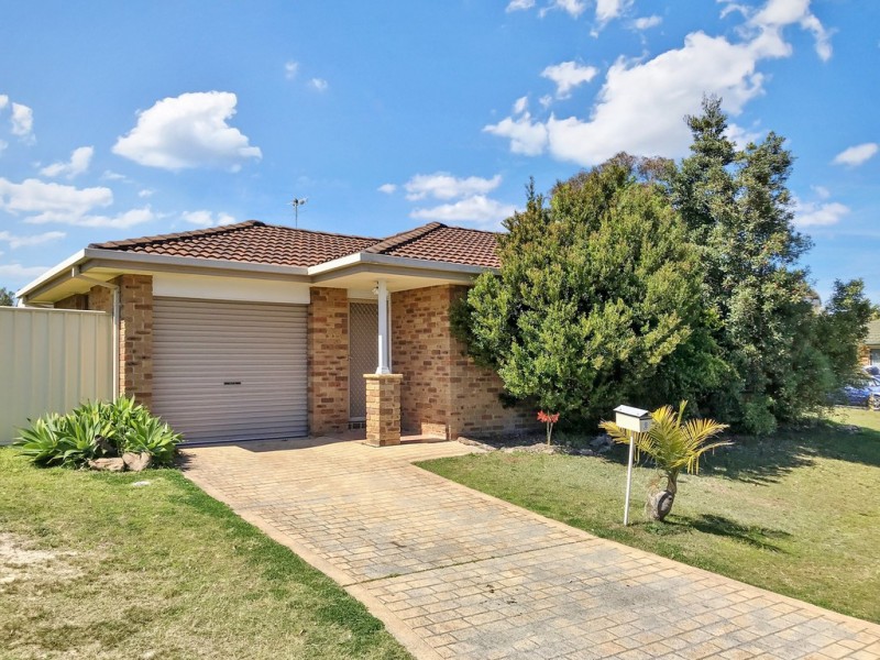 2 Rosella Circuit, Blue Haven NSW 2262