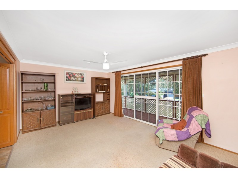 132 Sunrise Avenue, Budgewoi NSW 2262