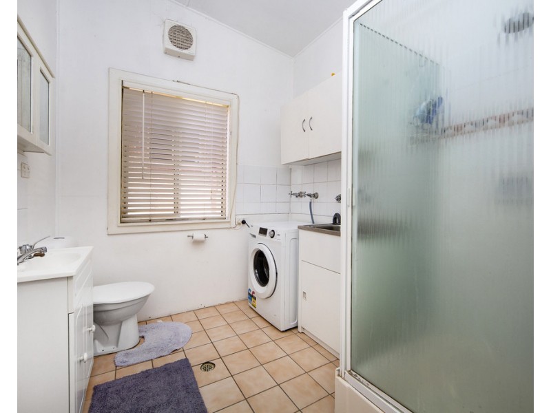 16 Kapala Avenue, Summerland Point NSW 2259