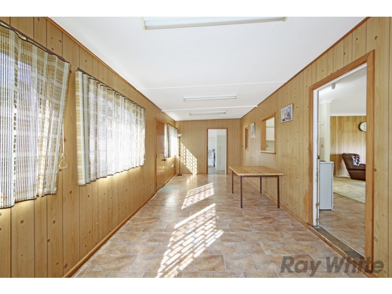 17 Laelana Avenue, Budgewoi NSW 2262