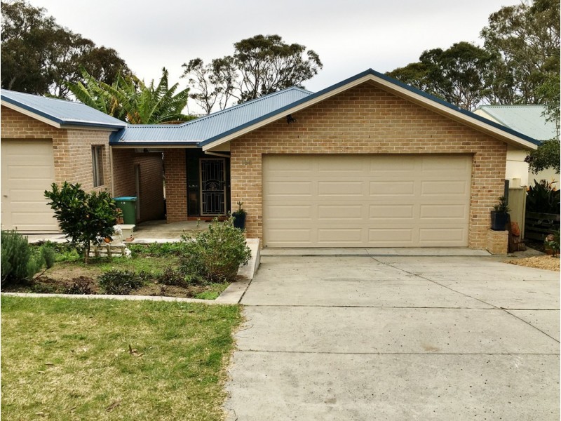 158 Buff Point Avenue, Buff Point NSW 2262