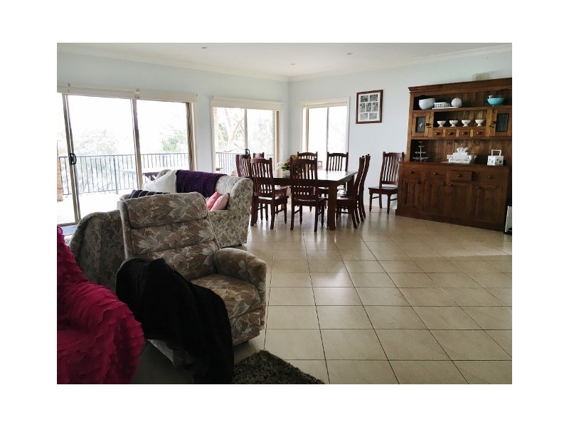 158 Buff Point Avenue, Buff Point NSW 2262