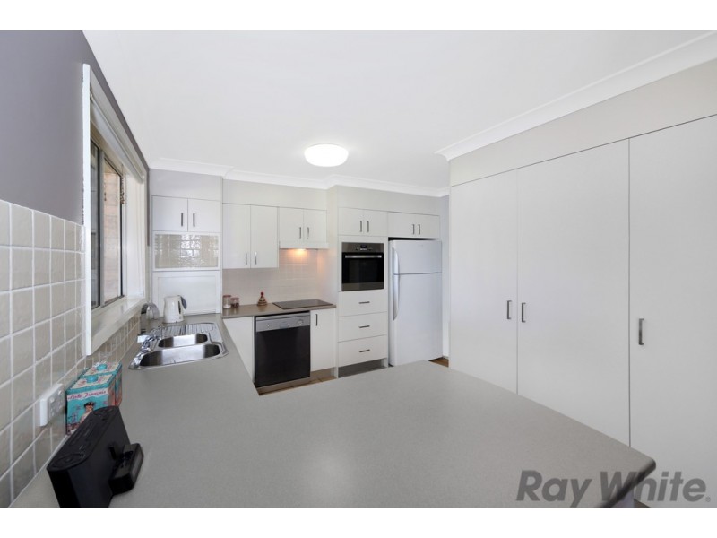 52 Swan Street, Kanwal NSW 2259