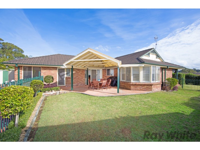 2 Bristol Close, Kanwal NSW 2259