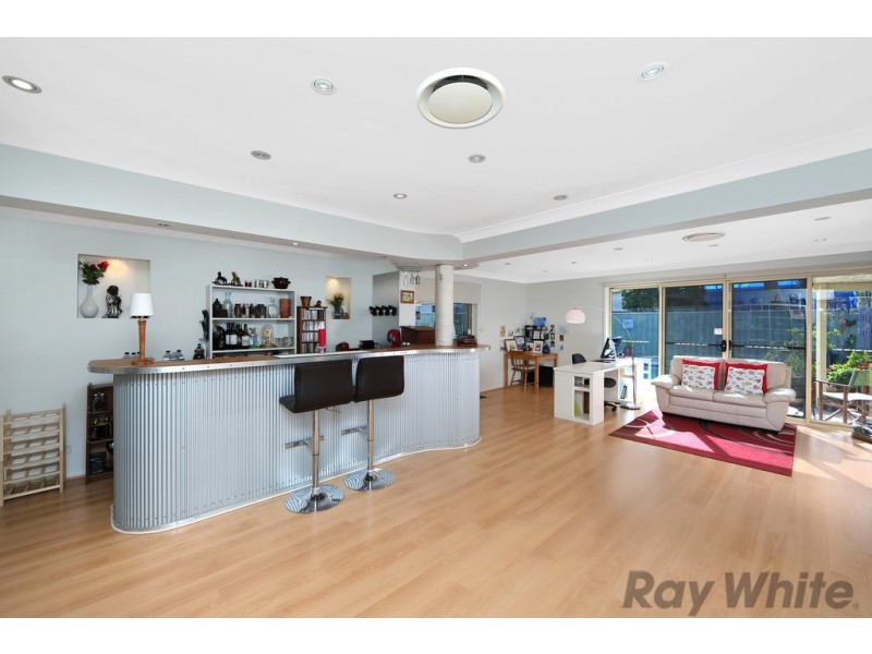 8 Government Road, Summerland Point NSW 2259