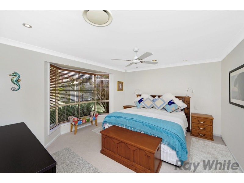 8 Government Road, Summerland Point NSW 2259