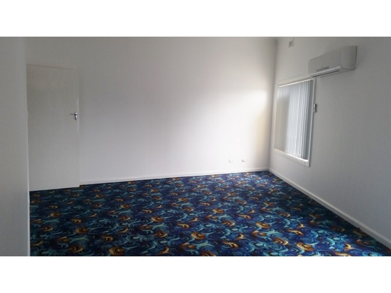 10 Ocean Street, Budgewoi NSW 2262