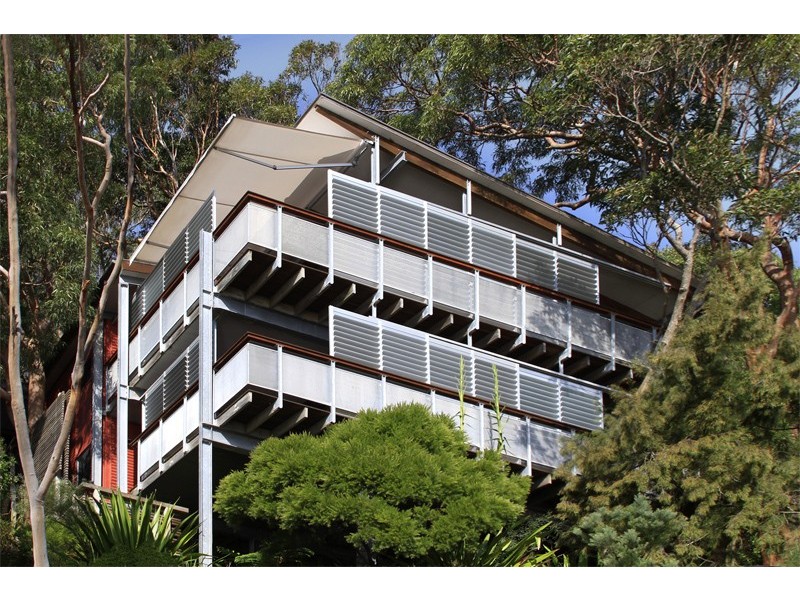 13 Hardys Bay Pde, Killcare NSW 2257