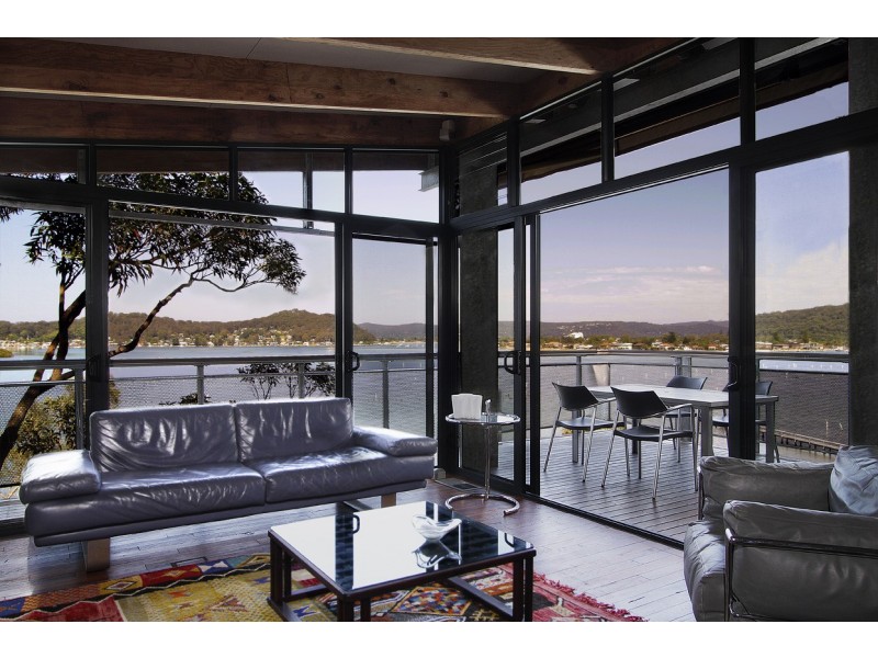 13 Hardys Bay Pde, Killcare NSW 2257