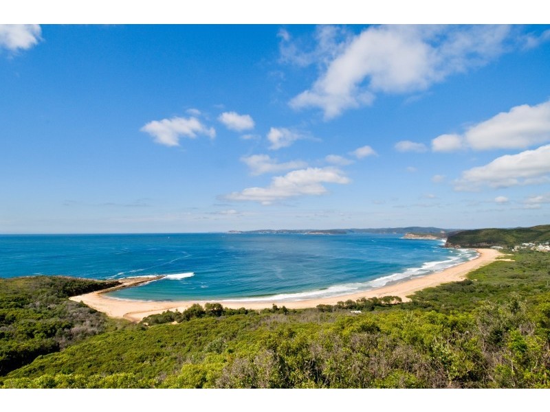 13 Hardys Bay Pde, Killcare NSW 2257