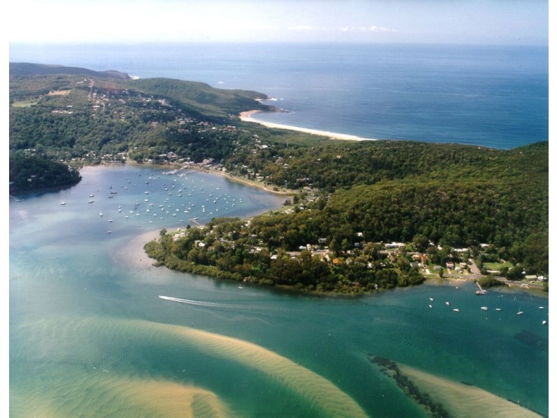 13 Hardys Bay Pde, Killcare NSW 2257