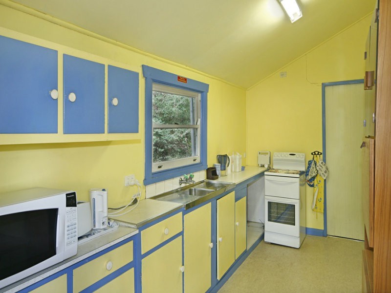 100 Heath Road, Pretty Beach NSW 2257