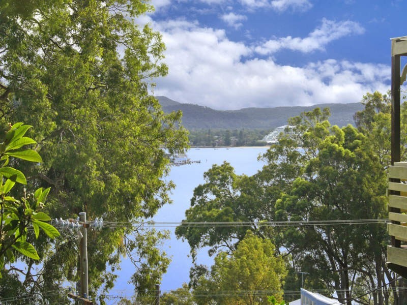 100 Heath Road, Pretty Beach NSW 2257