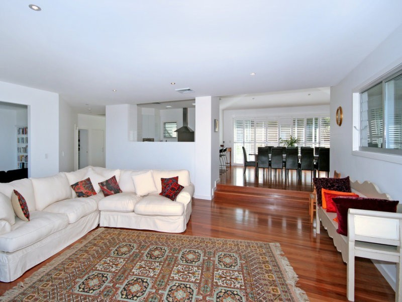 84 Manly View Rd, Killcare Heights NSW 2257