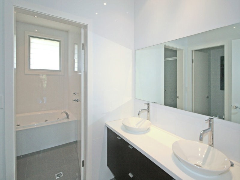 84 Manly View Rd, Killcare Heights NSW 2257