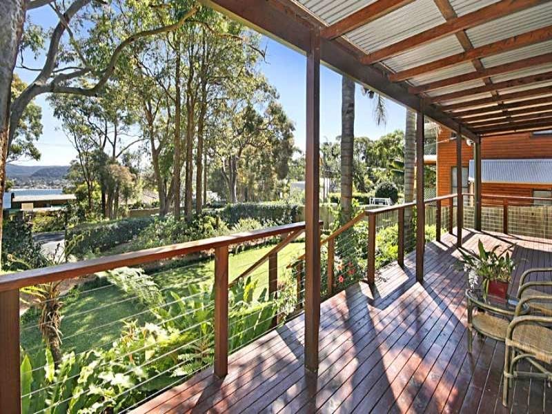 7 Wards Hill Road, Killcare Heights NSW 2257