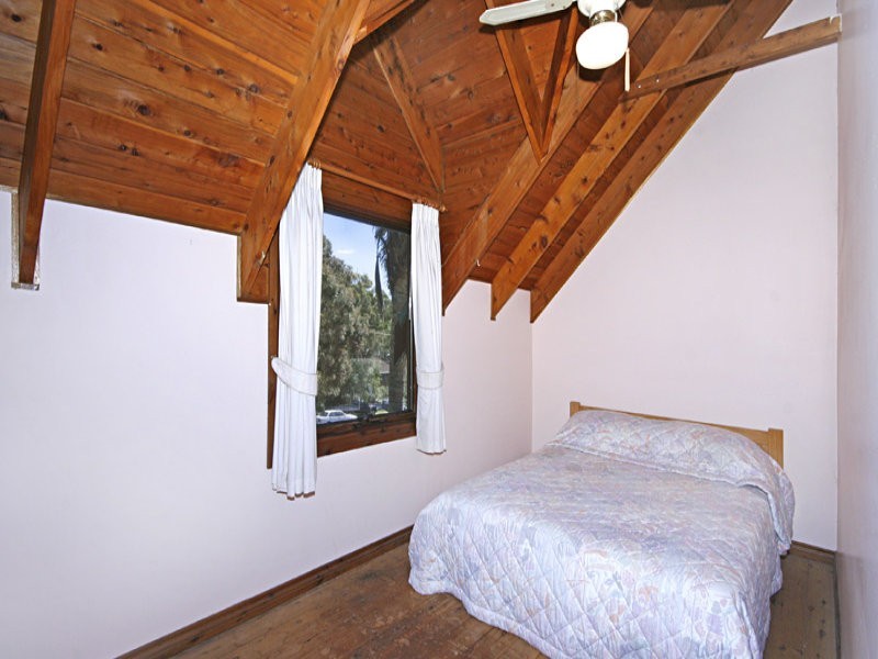 7 Wards Hill Road, Killcare Heights NSW 2257