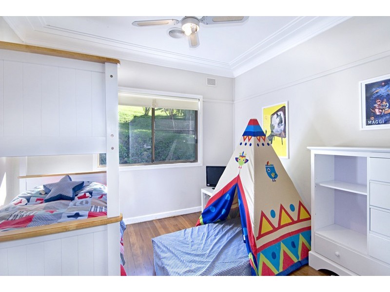 76 Beach Drive, Killcare NSW 2257
