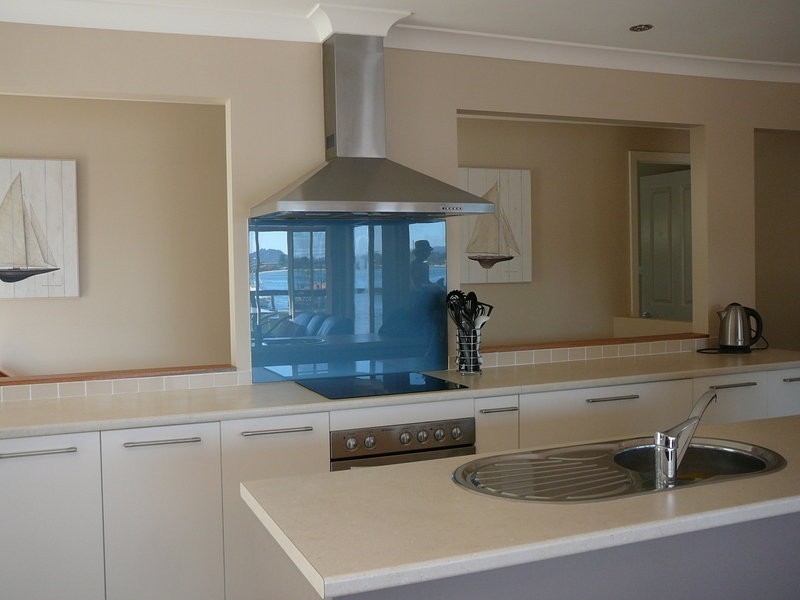 6 Pretty Beach Road, Pretty Beach NSW 2257