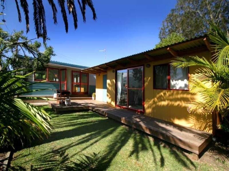 23 Pretty Beach Road, Pretty Beach NSW 2257