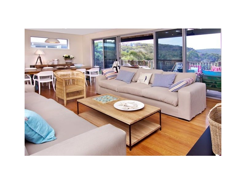 20 Beach Drive, Killcare NSW 2257