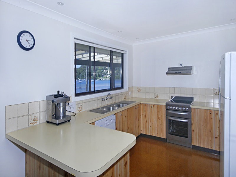 36 Pretty Beach Road, Pretty Beach NSW 2257
