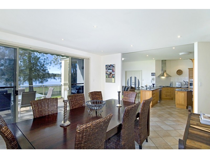 52 Kincumber Crescent, Davistown NSW 2251