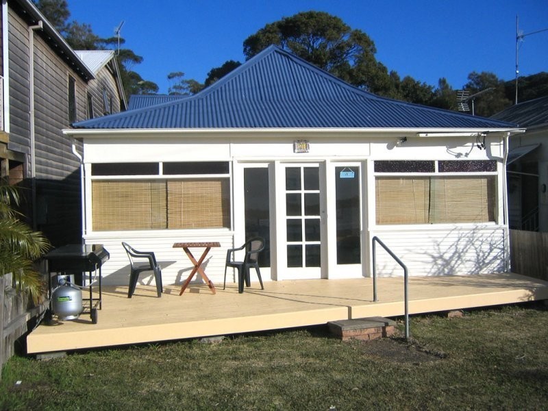 21 Pretty Beach Road, Pretty Beach NSW 2257