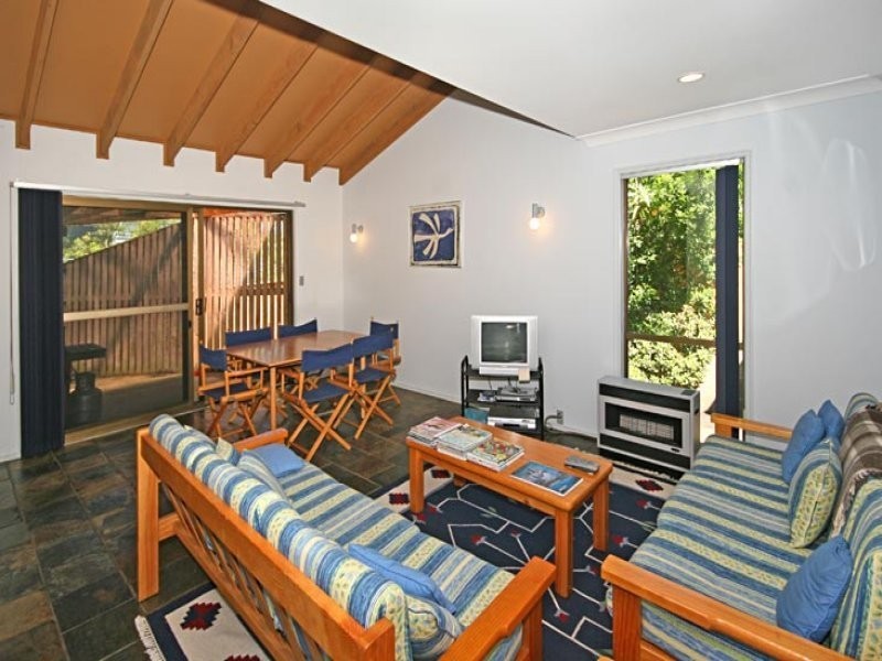 2 Ocean Drive, Macmasters Beach NSW 2251