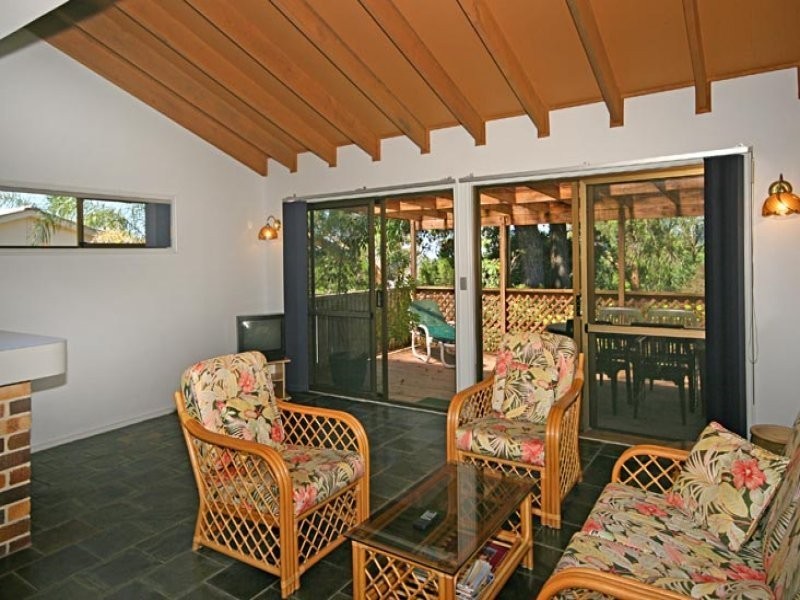 2 Ocean Drive, Macmasters Beach NSW 2251