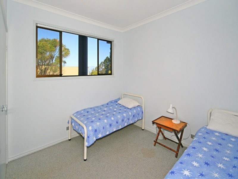 2 Ocean Drive, Macmasters Beach NSW 2251