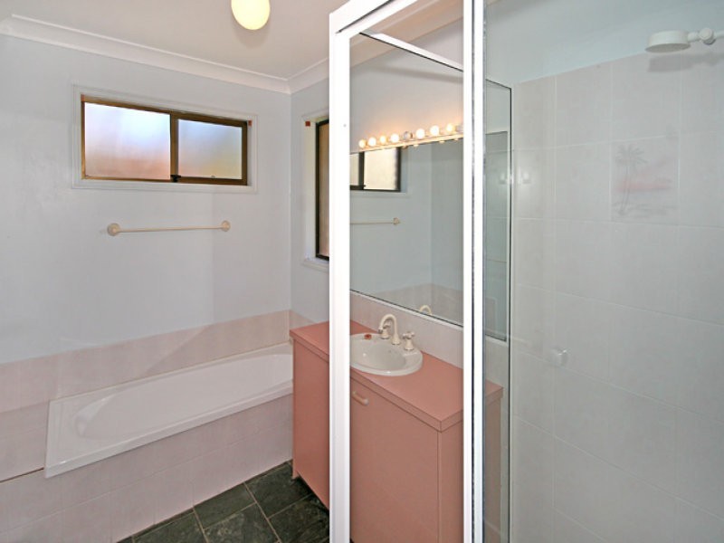 2 Ocean Drive, Macmasters Beach NSW 2251